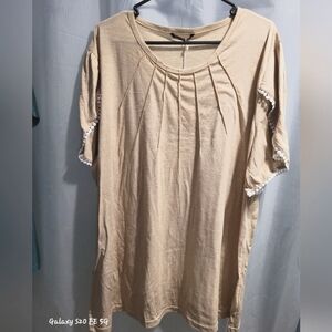 BNWT Bloomchic 3x (22-24) top